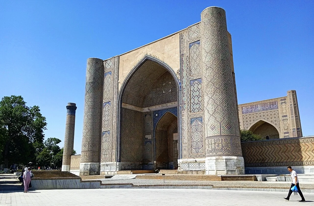 Bibi-Khanym Mosque historical image 1