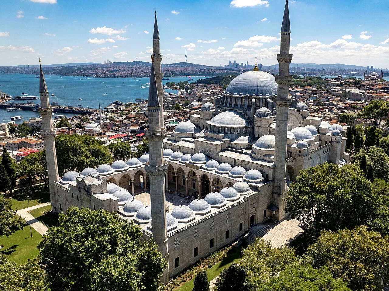 Süleymaniye Mosque historical image 1
