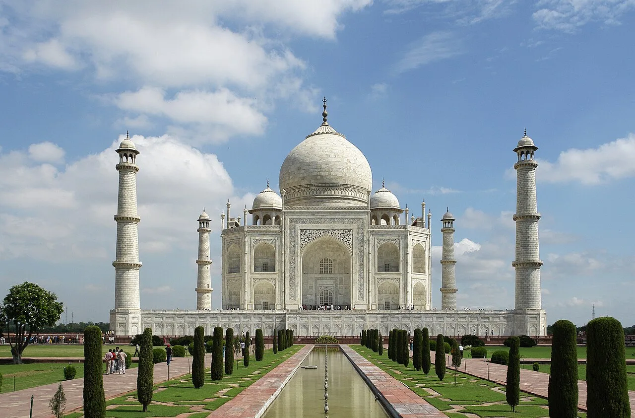 Taj Mahal historical image 1