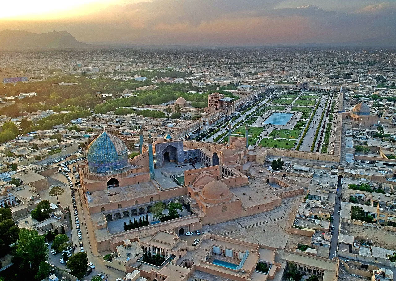 Afghan capture of Isfahan historical image 1